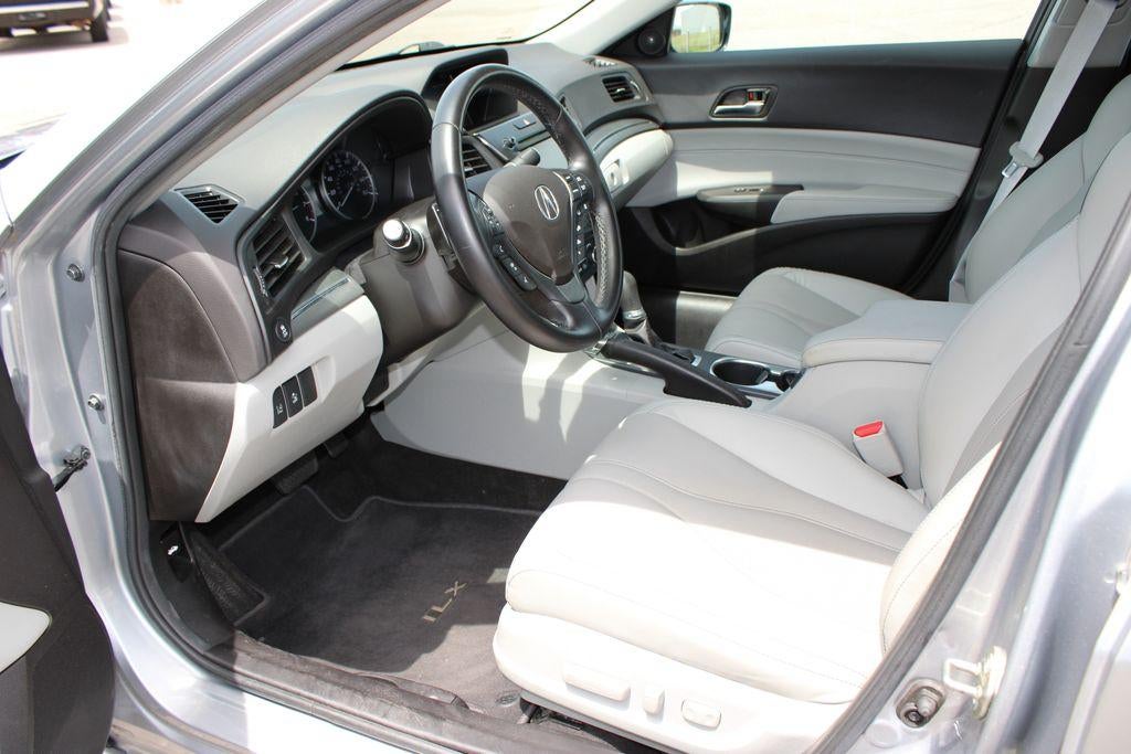 2020 Acura ILX w/Premium Pkg