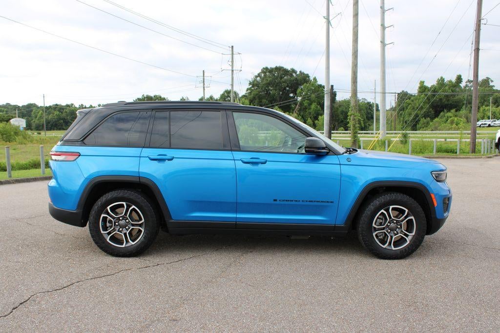 2022 Jeep Grand Cherokee 4xe Trailhawk