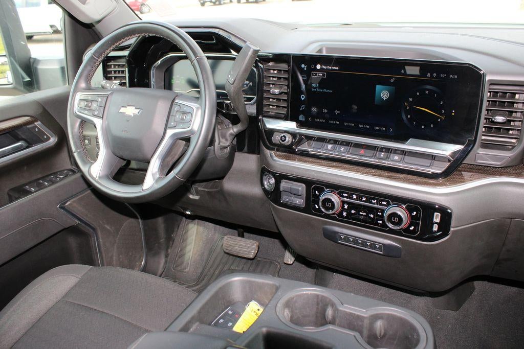 2025 Chevrolet Silverado 3500 HD Chassis Cab LT