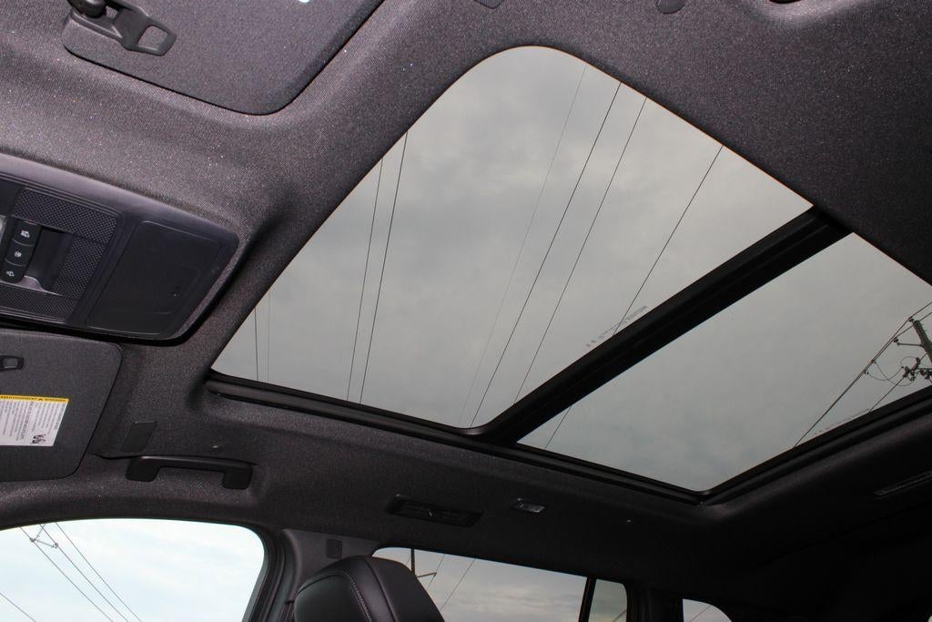 2026 GMC Acadia Elevation - Photo 6