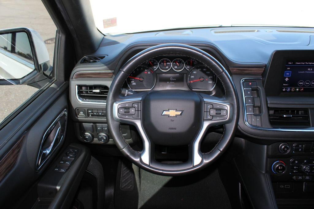 2023 Chevrolet Suburban LS