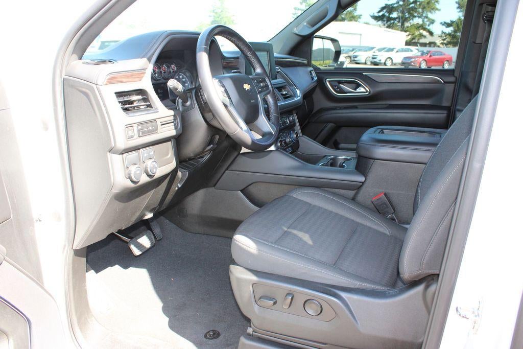 2023 Chevrolet Suburban LS