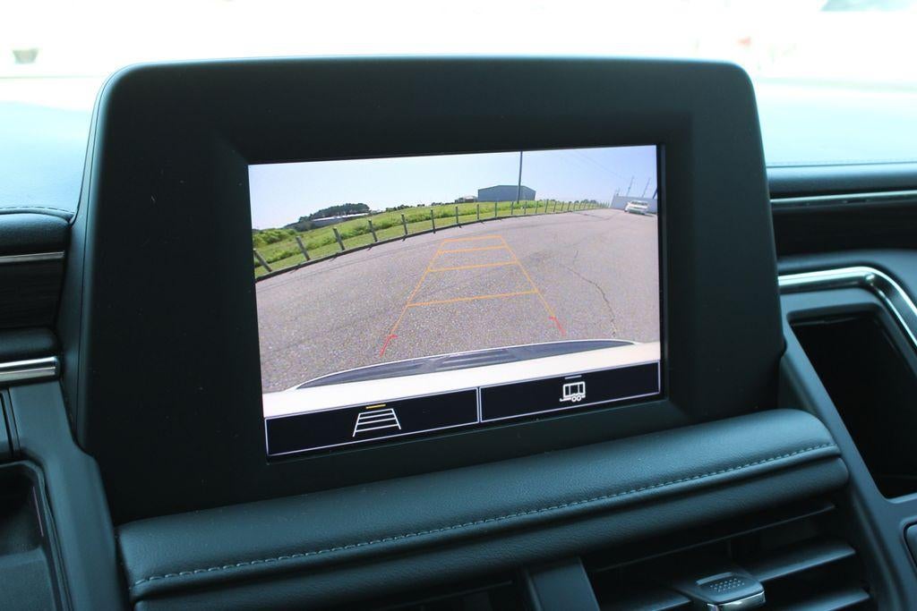2023 Chevrolet Suburban LS