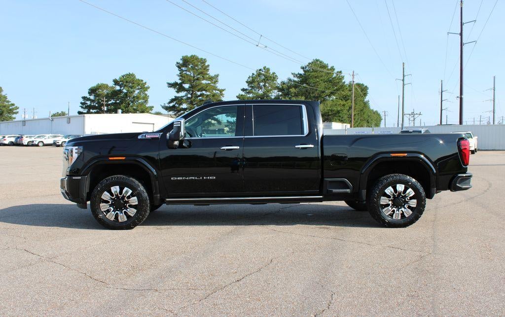 2025 GMC Sierra 2500 HD Denali