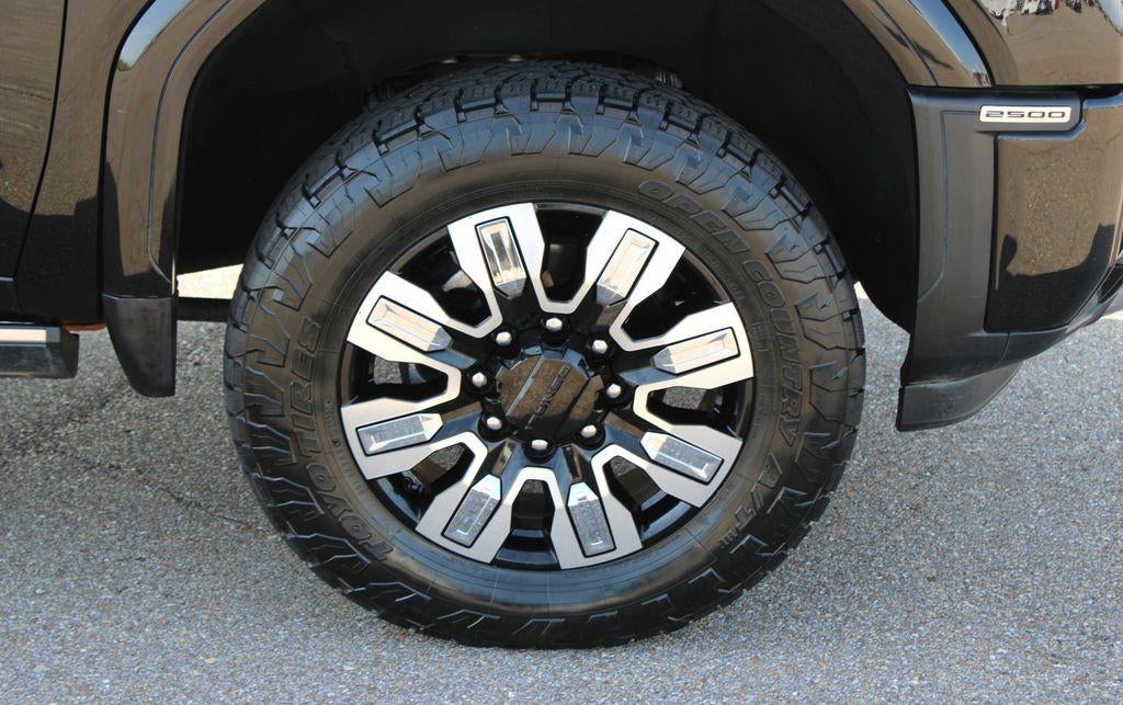 2025 GMC Sierra 2500 HD Denali