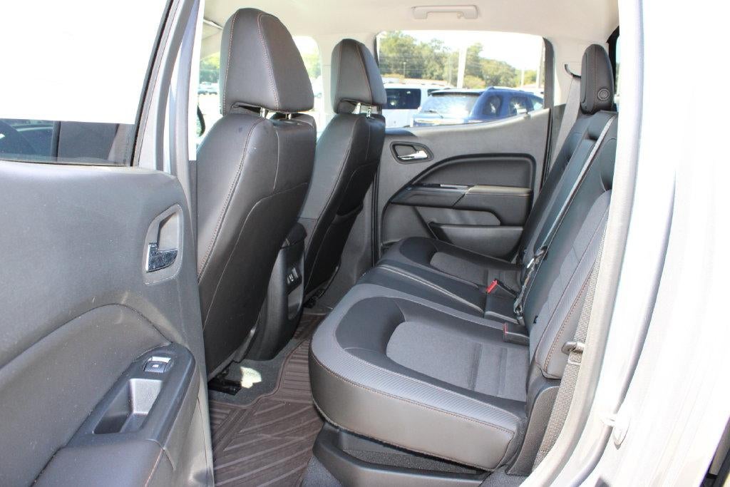2022 GMC Canyon 4WD AT4 w/Cloth