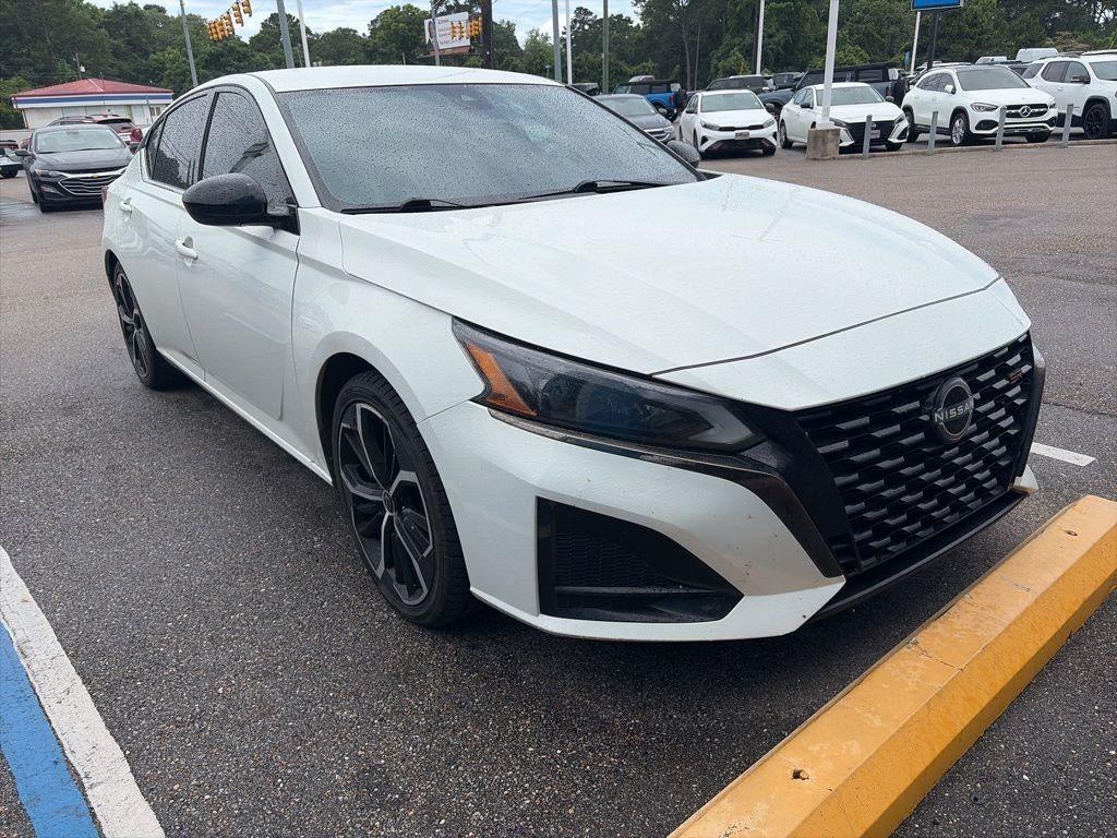 2023 Nissan Altima 2.5 SR