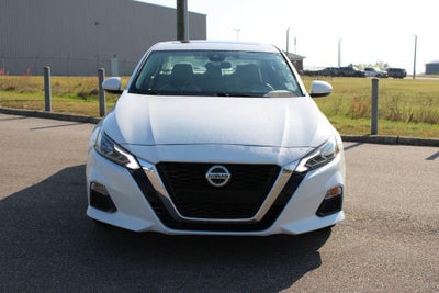 2022 Nissan Altima 2.5 SV