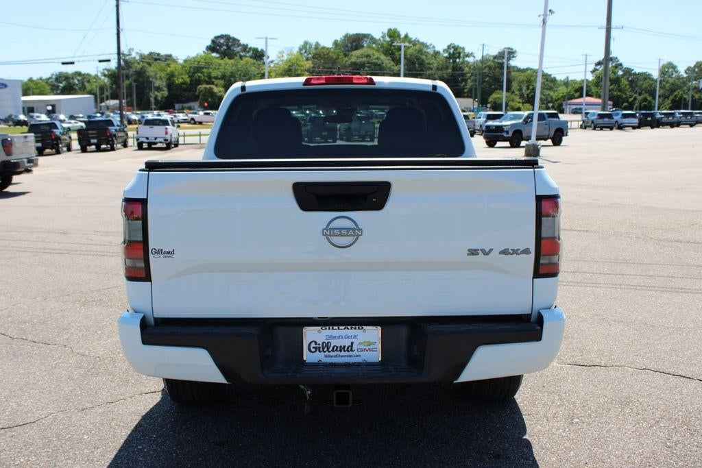 2022 Nissan Frontier SV