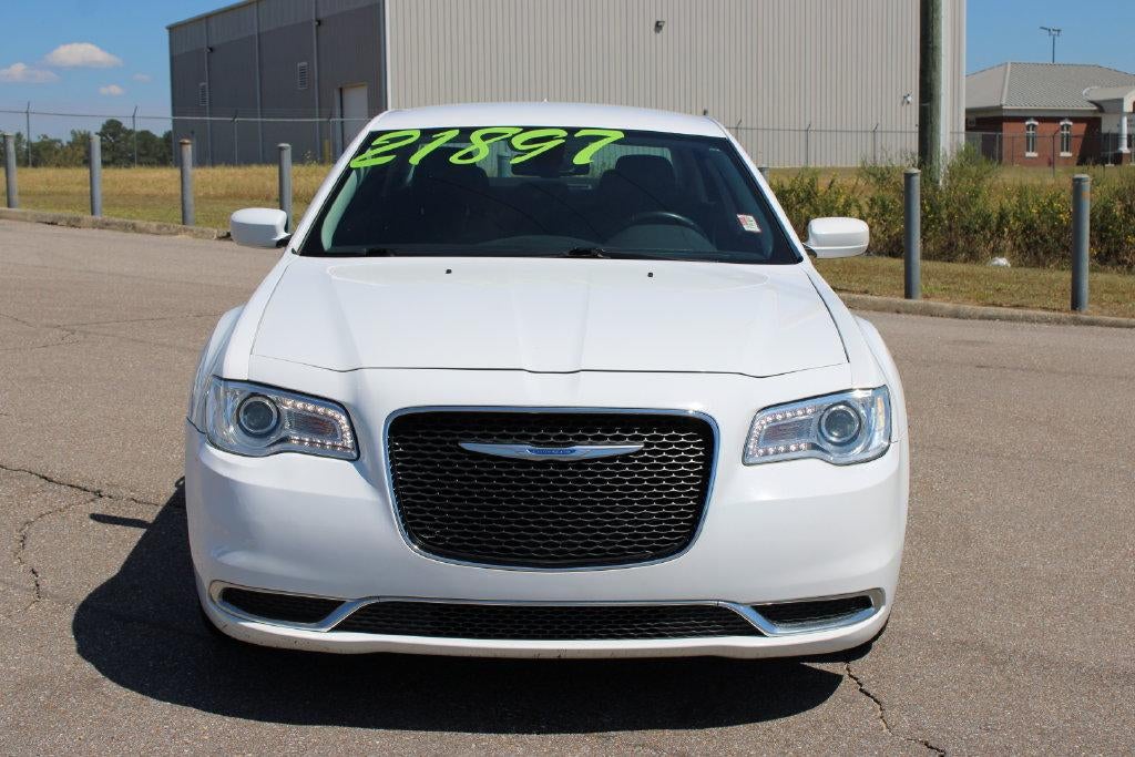 2022 Chrysler 300 Touring