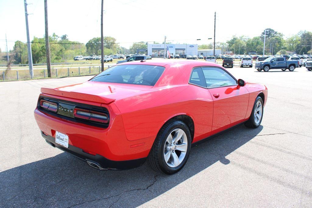 2021 Dodge Challenger SXT