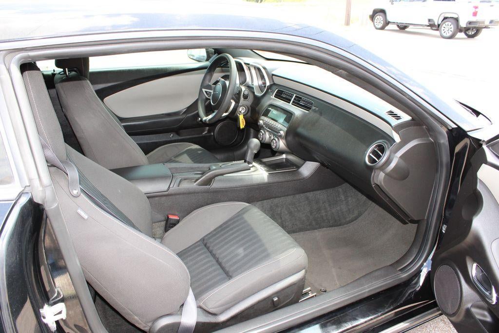 2011 Chevrolet Camaro 2LS