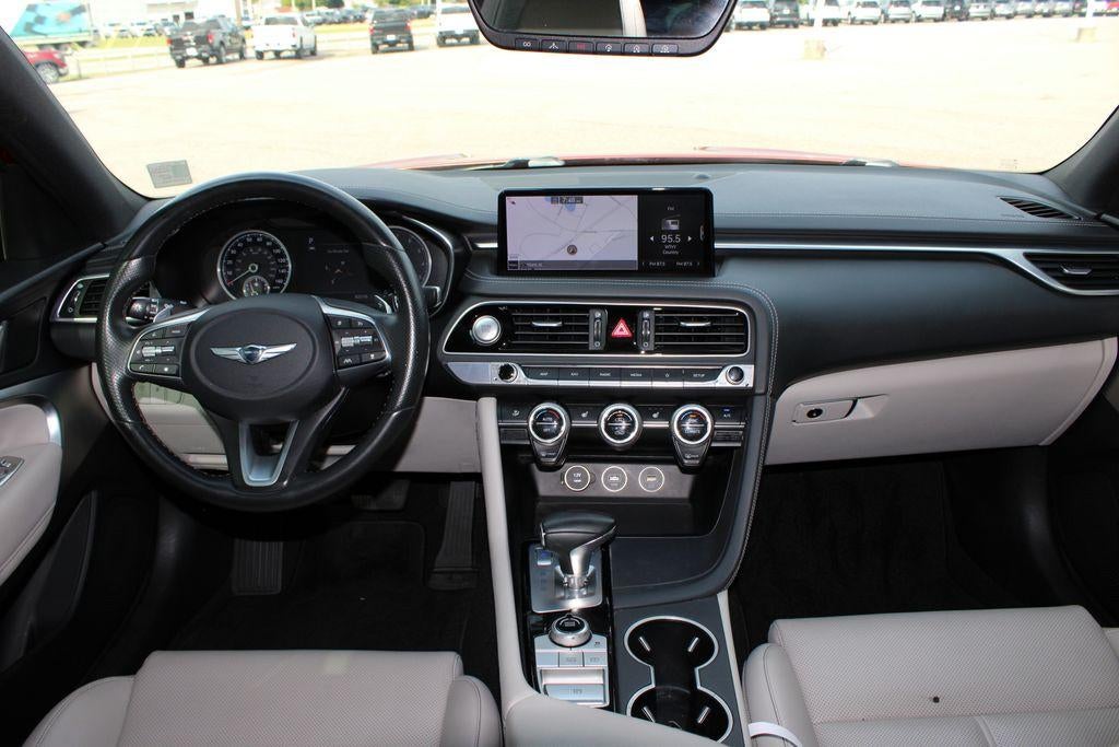 2022 Genesis G70 2.0T